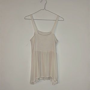 White charming Charlie’s tank top